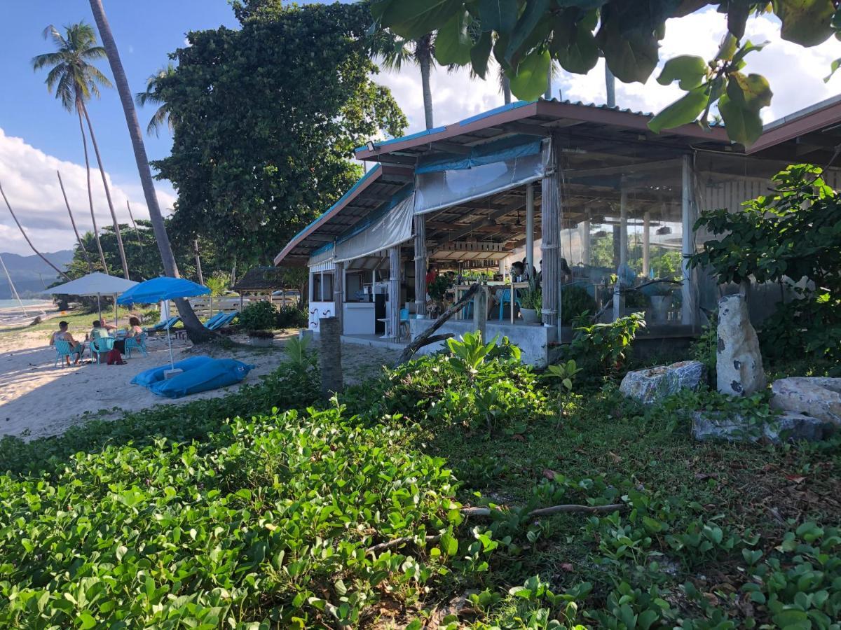 Le Petit Saint Tropez Hotel Khanom Bagian luar foto